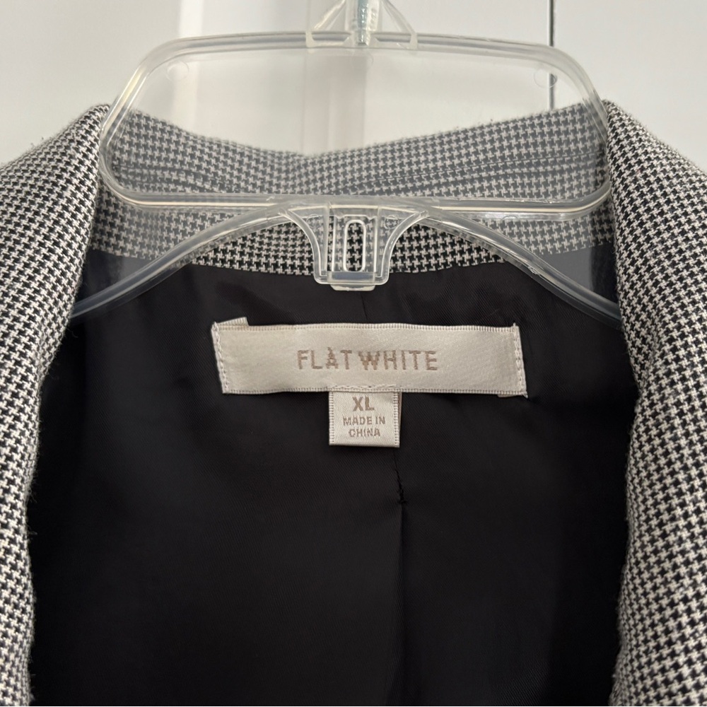 Anthropologie X Flat White Houndstooth Boyfriend Blazer - Size XL - Picture 7 of 10